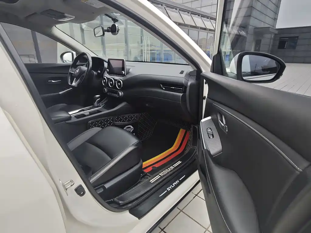 Nissan Sylphy 2020 1.6L XL CVT Enjoy