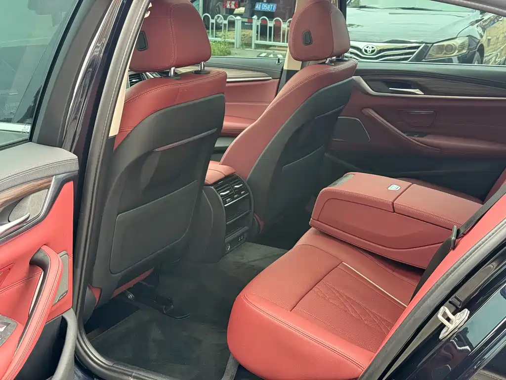 BMW 5 Series 5 2022 530Li Lead Luxury