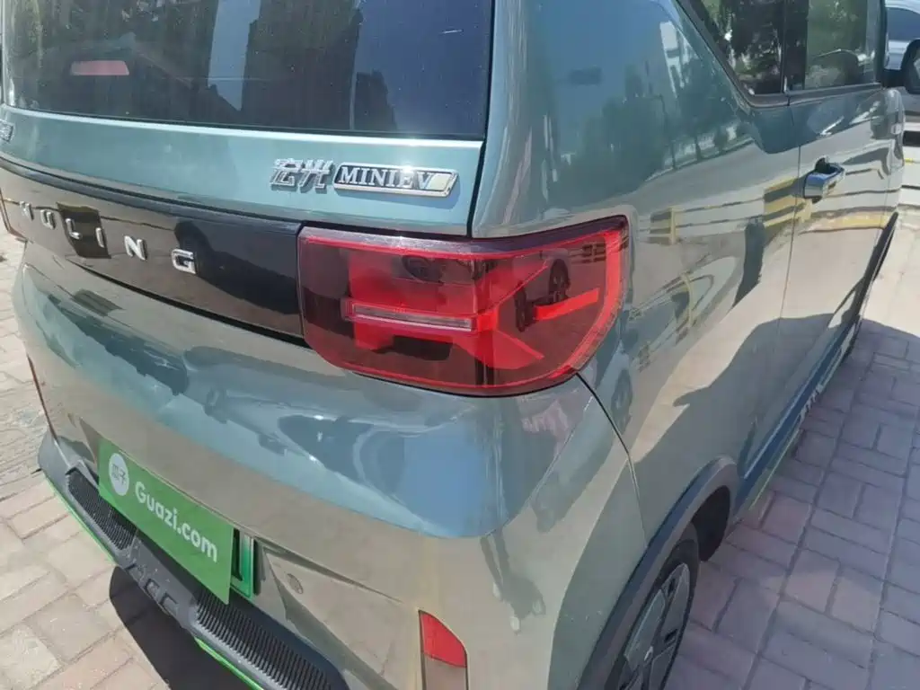 Wuling MINIEV — миниатюра 8