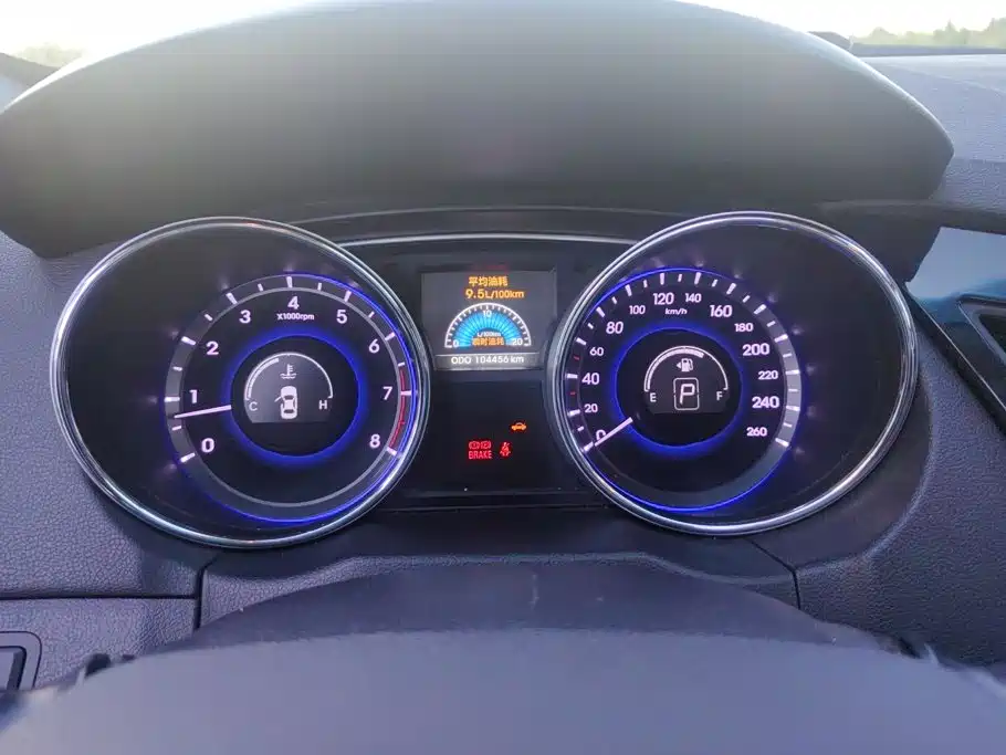 Hyundai Sonata — миниатюра 14