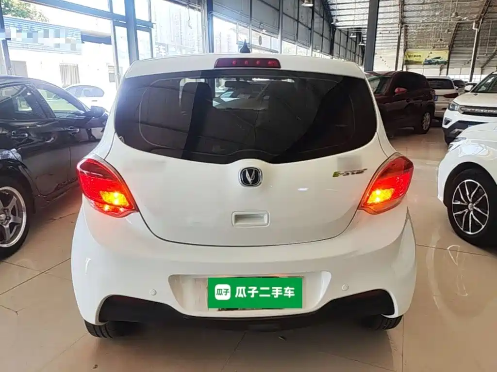 Changan Benben E-Star — миниатюра 6