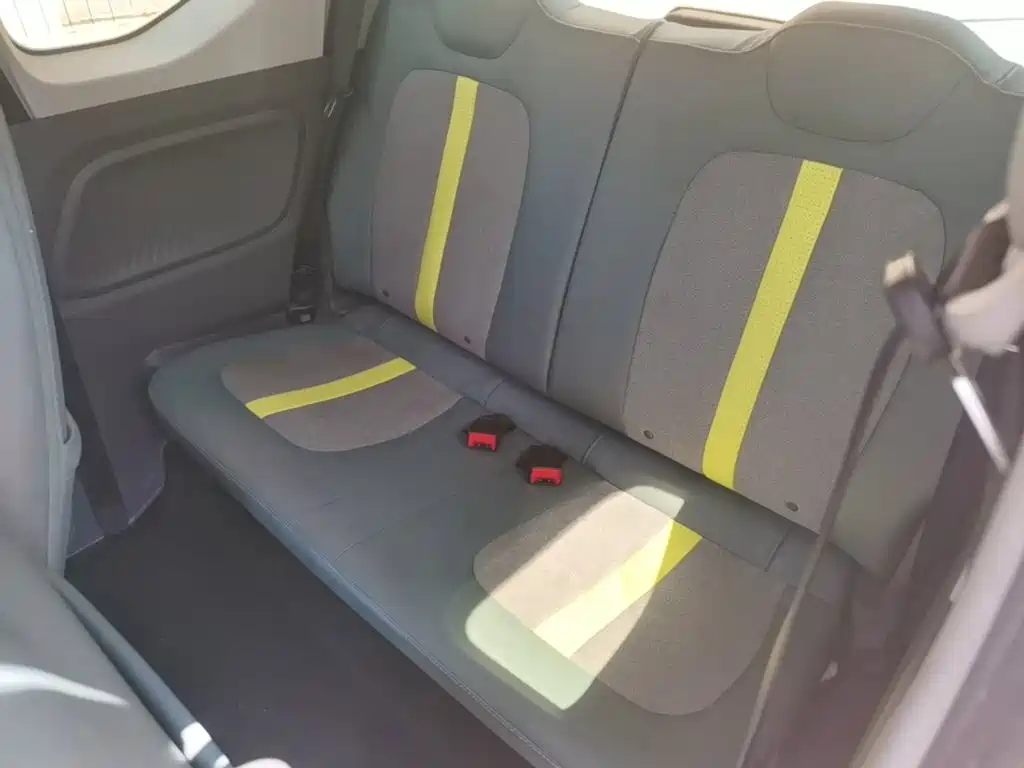 Wuling MINIEV — миниатюра 17