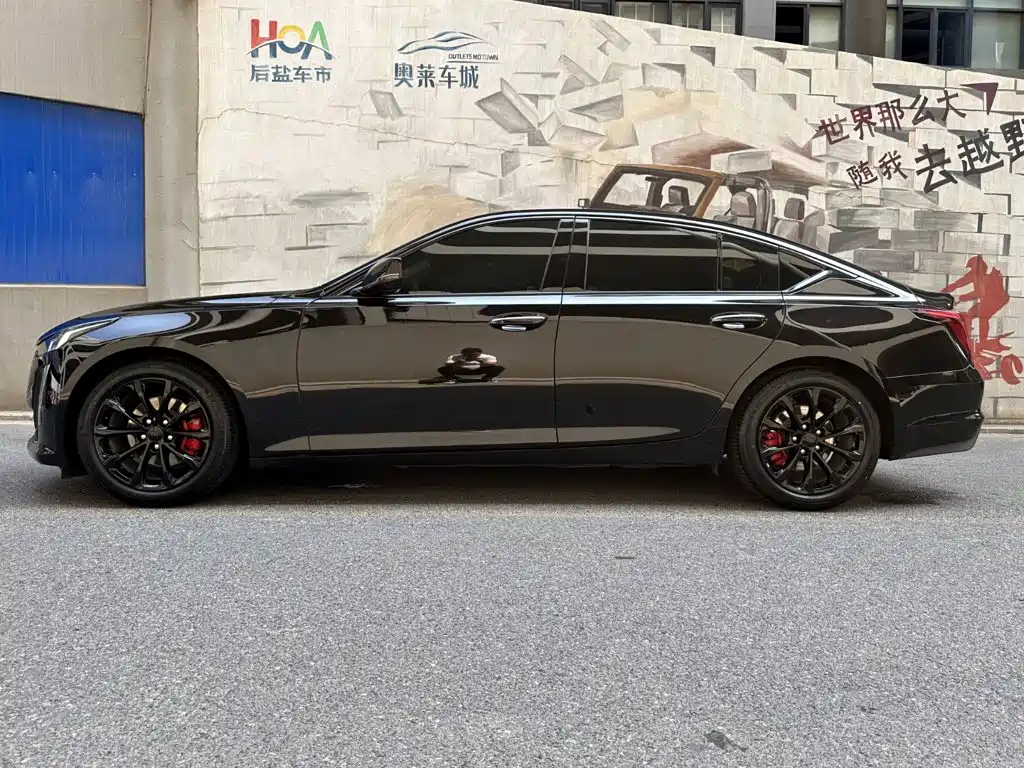 Cadillac CT5 — миниатюра 3