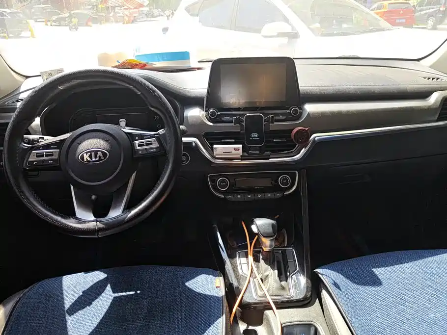 Kia Sportage — миниатюра 12