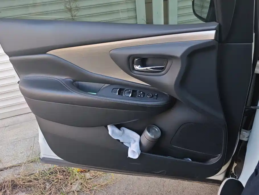 Nissan Murano — миниатюра 7
