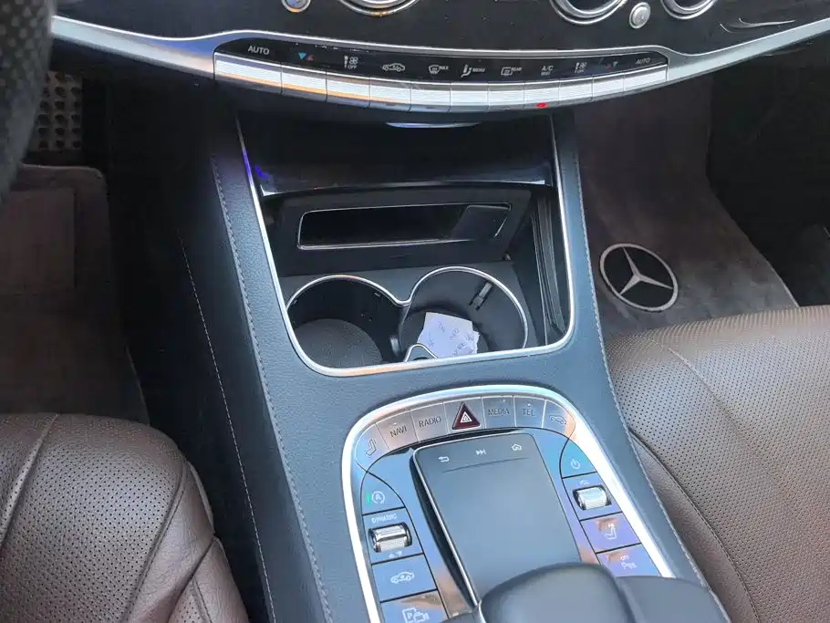 Mercedes-Benz S-Class — миниатюра 16