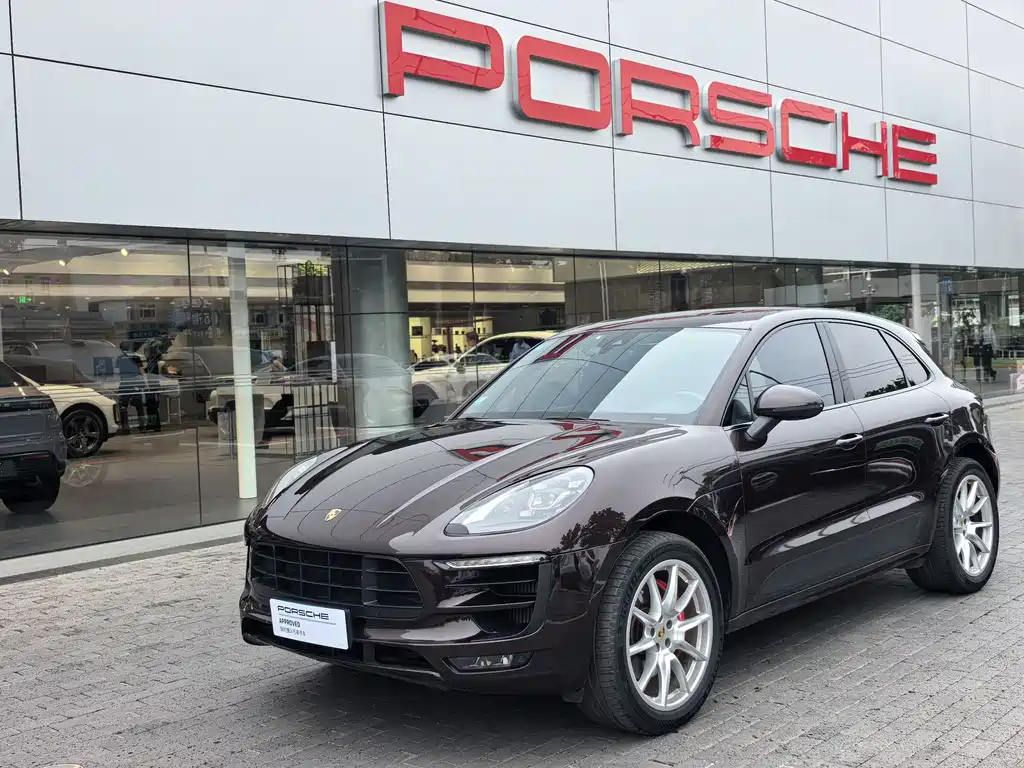 Porsche Macan 2016