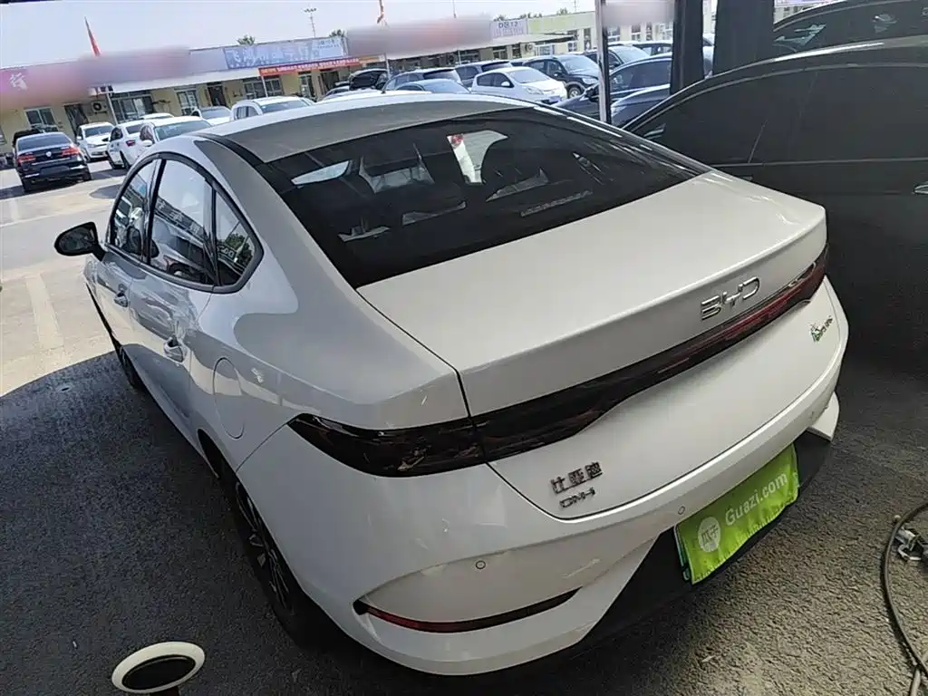 BYD Qin Plus PLUS 2025 DM-i Smart Drive 128KM