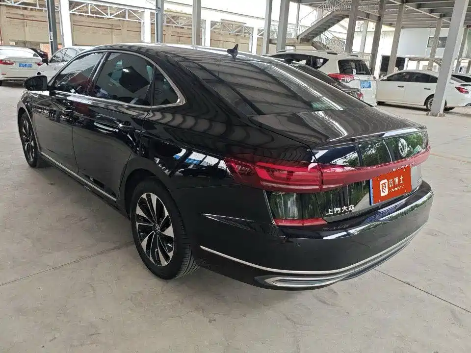 Volkswagen Passat — миниатюра 4