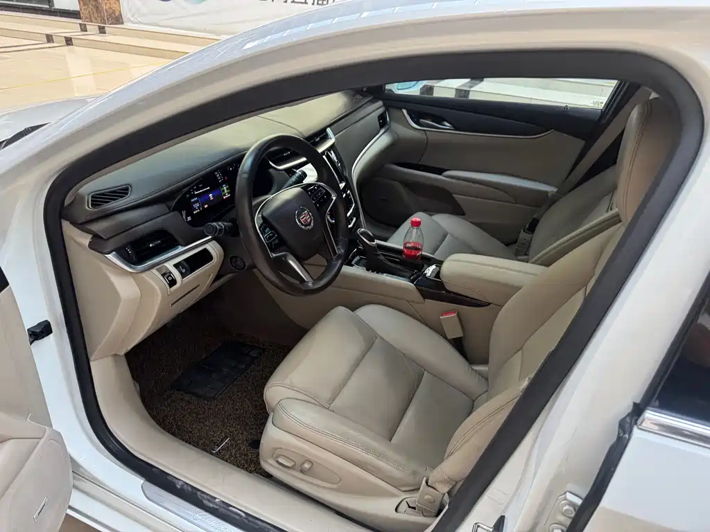 Cadillac XTS — миниатюра 8