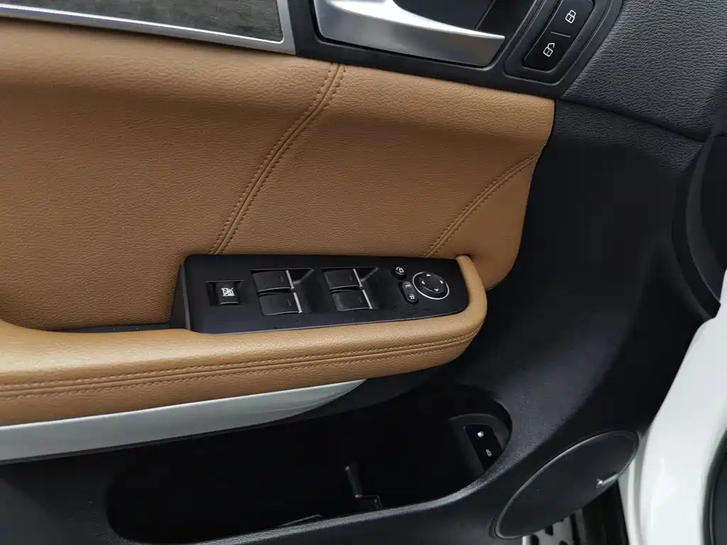 Haval H8 — миниатюра 9