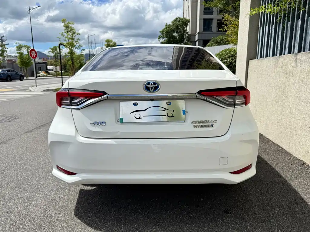 Toyota Corolla — миниатюра 15