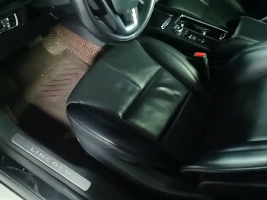 Lincoln Corsair 2021 2.0T