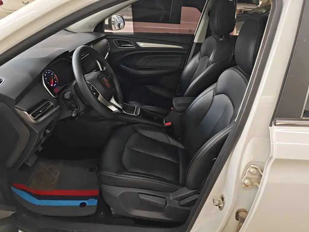 Roewe RX3 — миниатюра 15