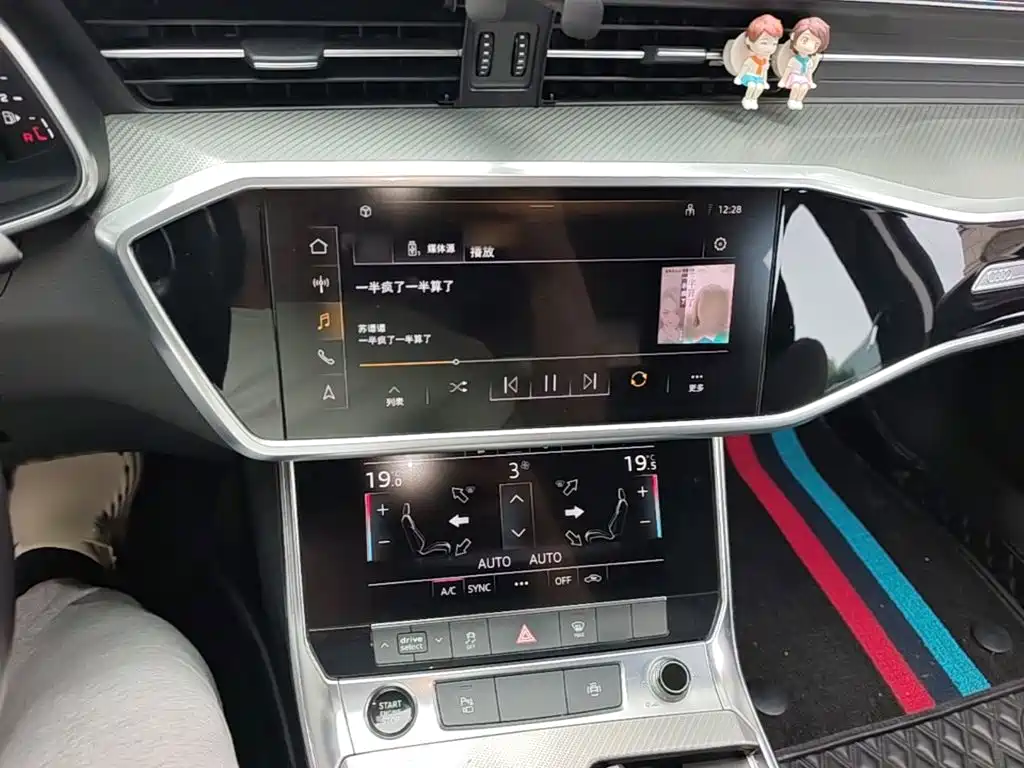 Audi A6L — миниатюра 6