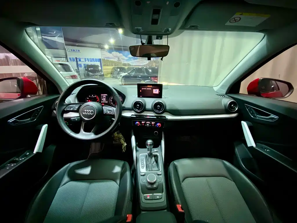 Audi Q2L — миниатюра 12