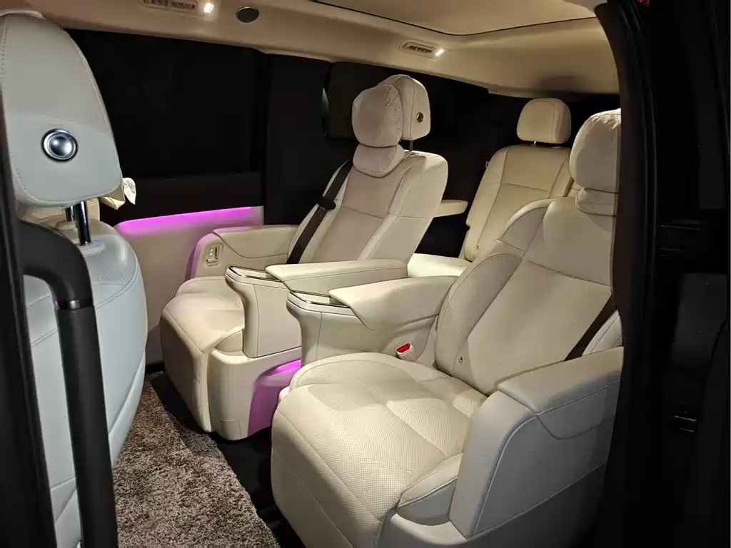 Li Auto Li MEGA — миниатюра 3