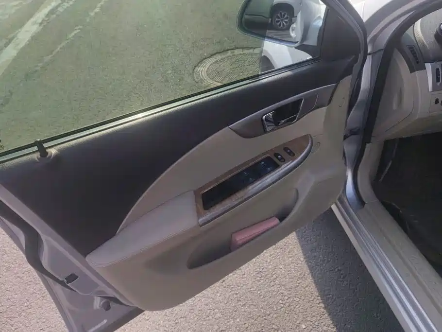 Buick Excelle — миниатюра 7