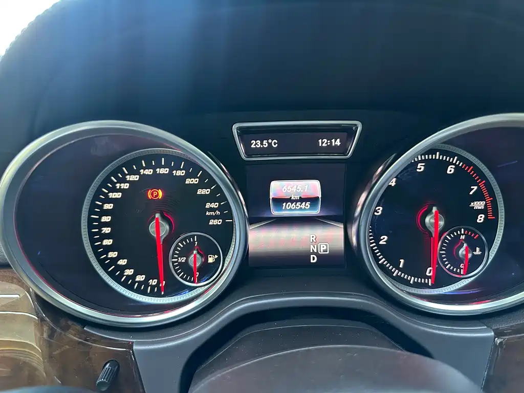 Mercedes-Benz GLS — миниатюра 9
