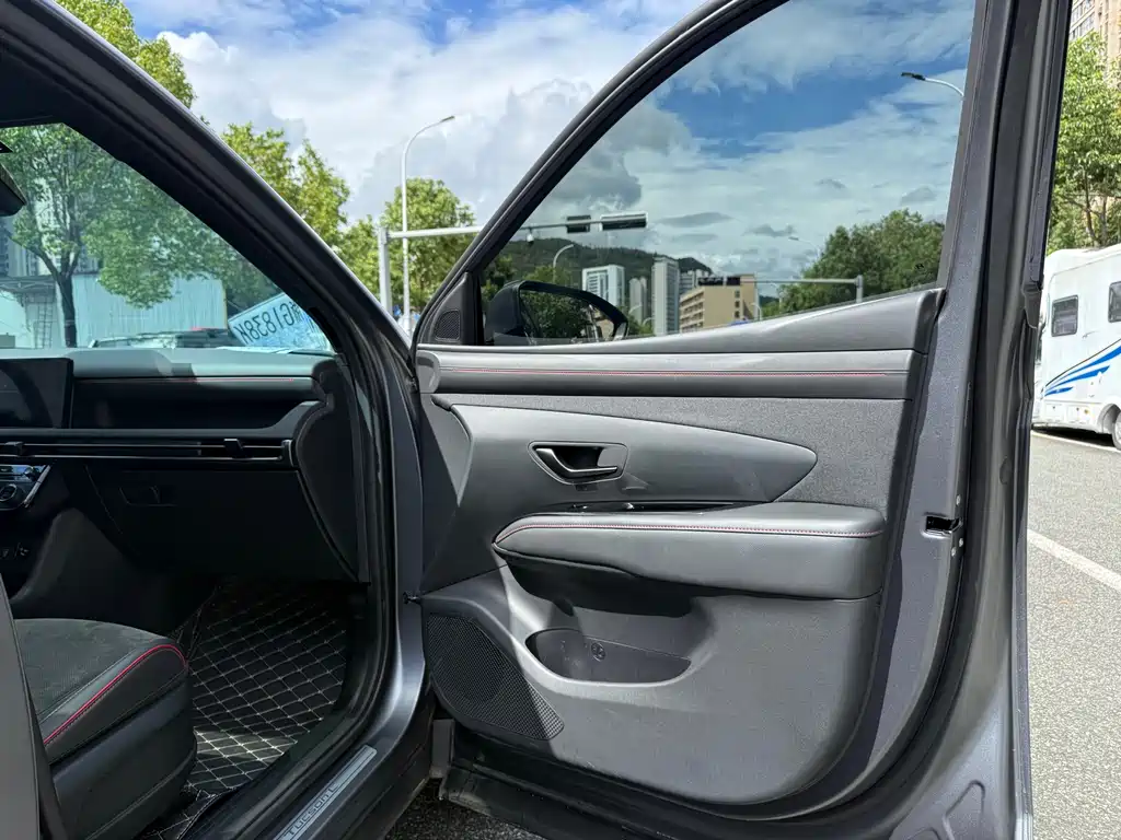 Hyundai Tucson — миниатюра 16