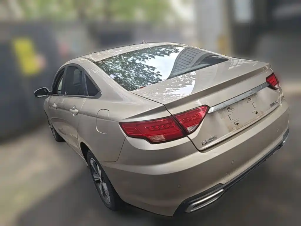 Geely Emgrand GL — миниатюра 9