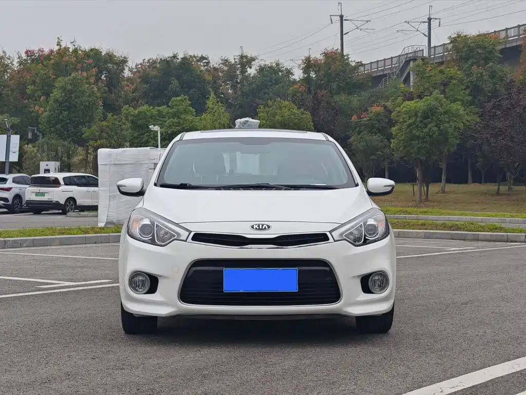 Kia K3S — миниатюра 2