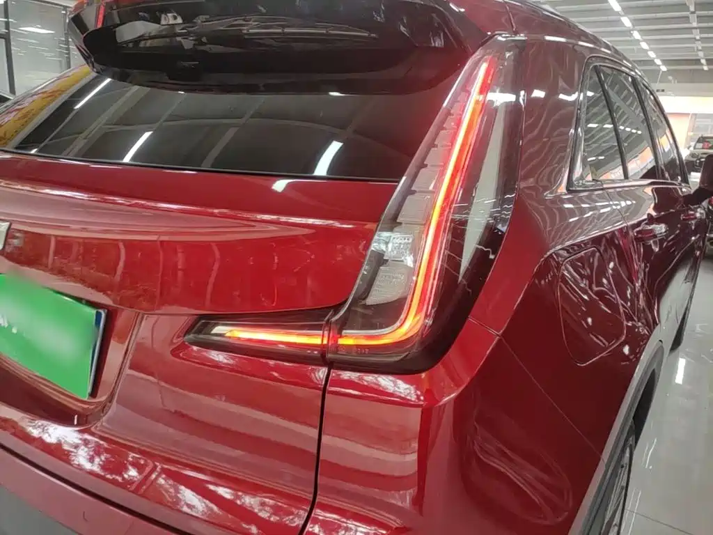 Cadillac XT4 — миниатюра 8