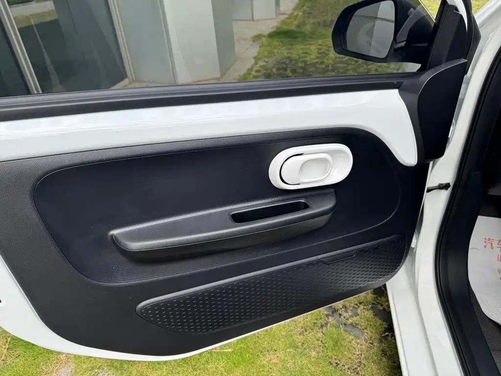 Roewe Clever — миниатюра 15