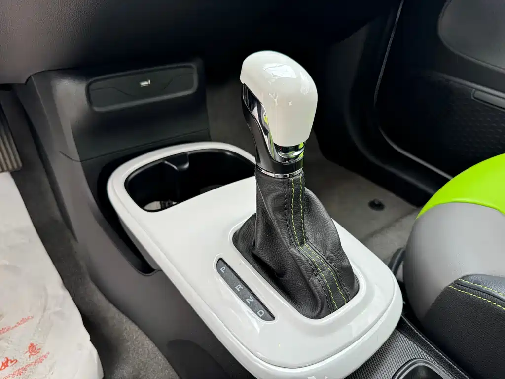 Roewe Clever — миниатюра 12