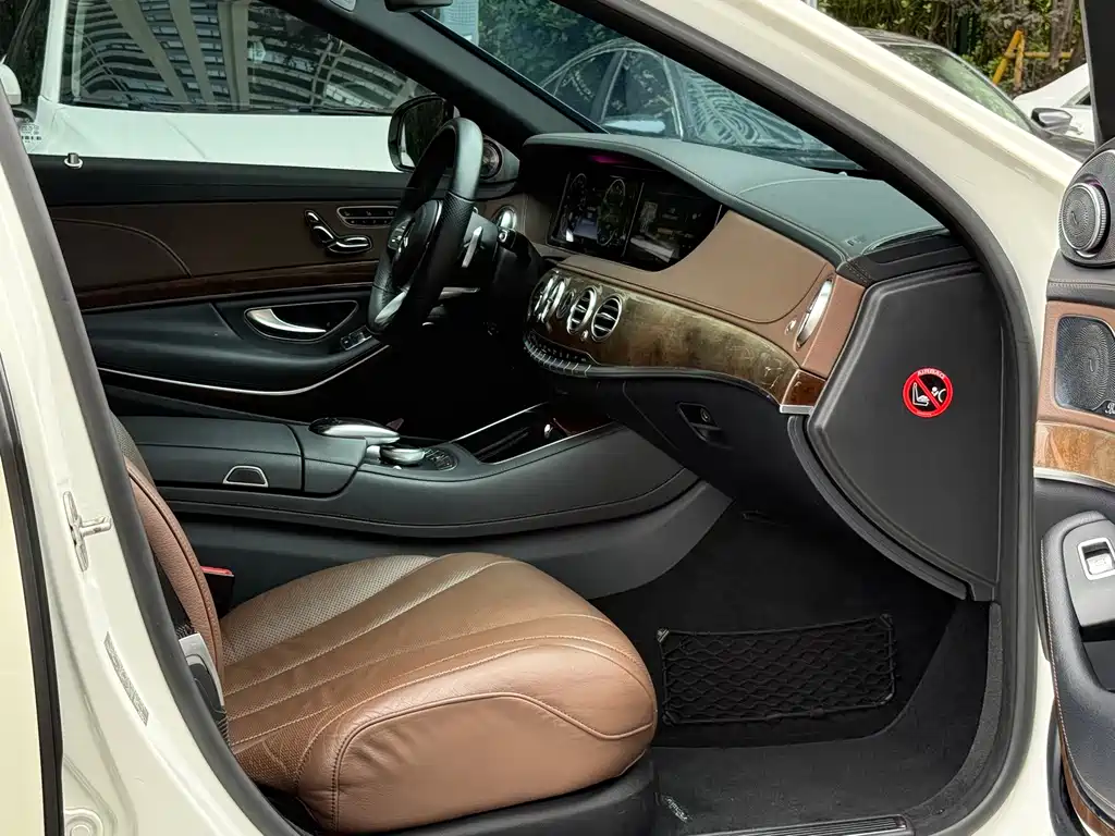 Mercedes-Benz S-Class — миниатюра 14