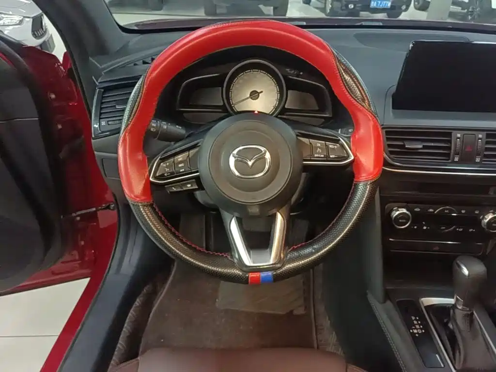 Mazda CX-4 — миниатюра 11