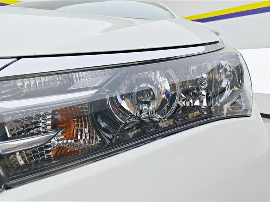Toyota Corolla 1.2T CVT GL-i, фото 5