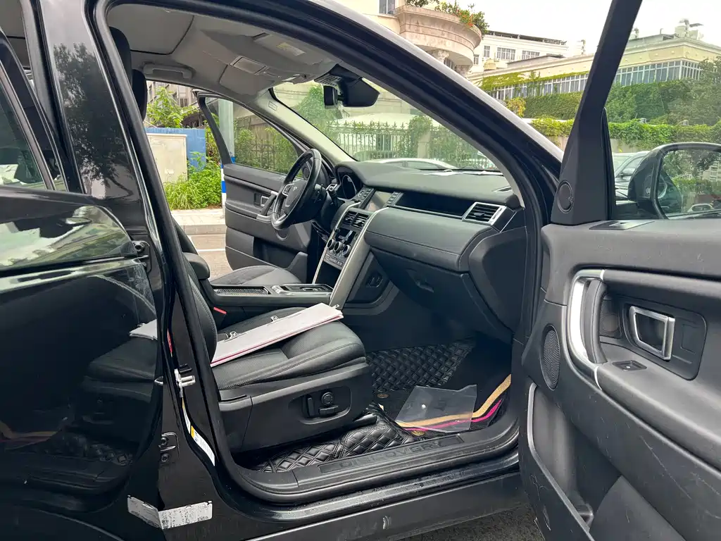 Land Rover Discovery Sport — миниатюра 35