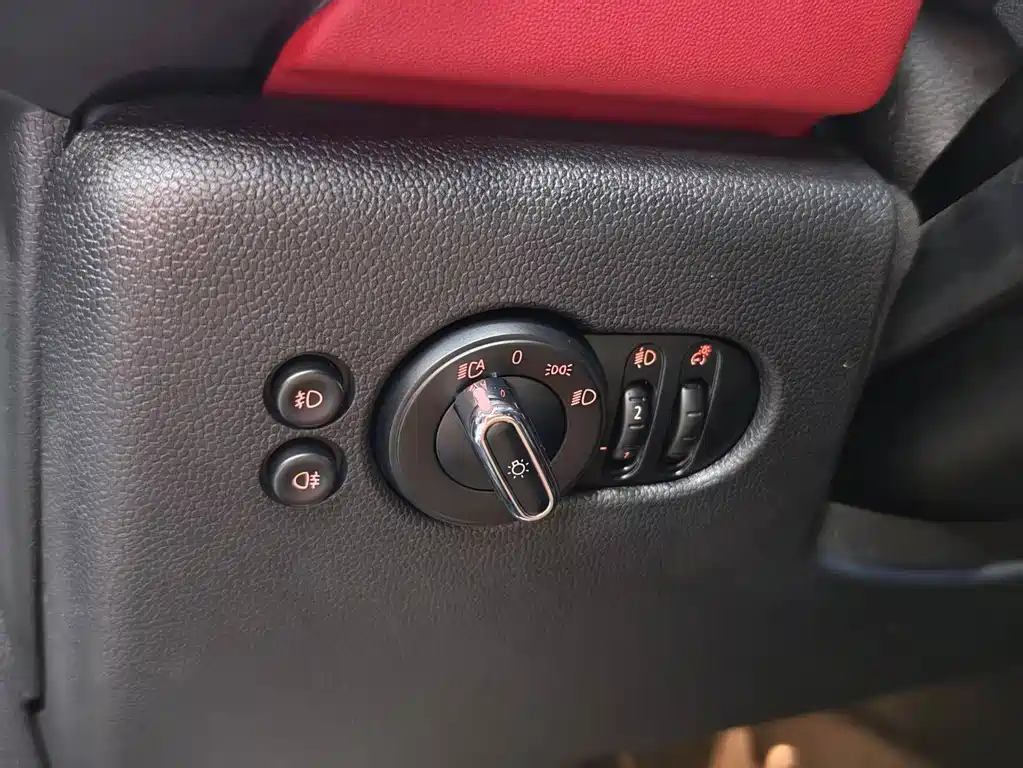 MINI Mini — миниатюра 16