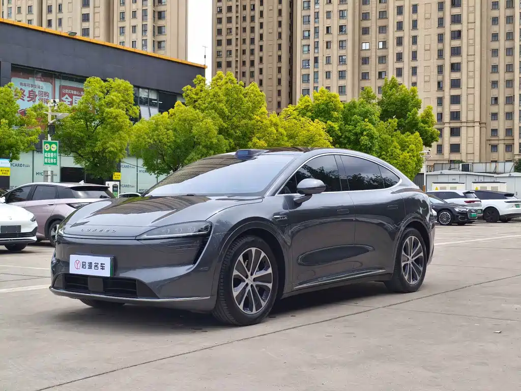 Luxeed Zhijie R7 2024