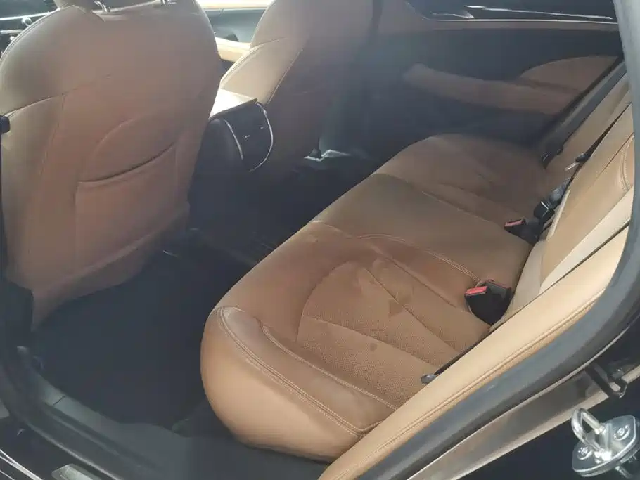 Buick LaCrosse — миниатюра 11