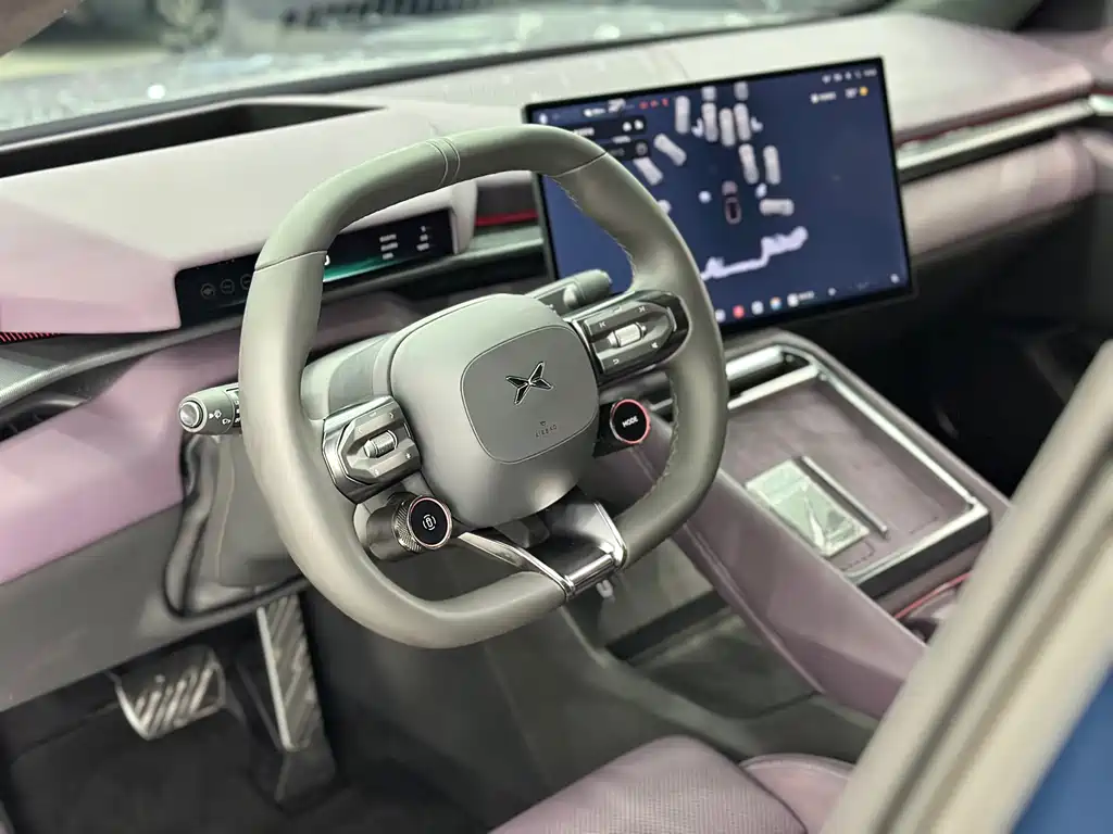 XPeng P7 — миниатюра 4