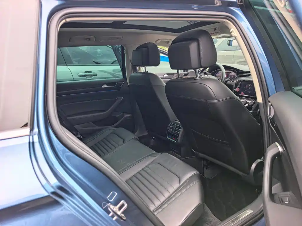 Volkswagen Viloran New Energy — миниатюра 10