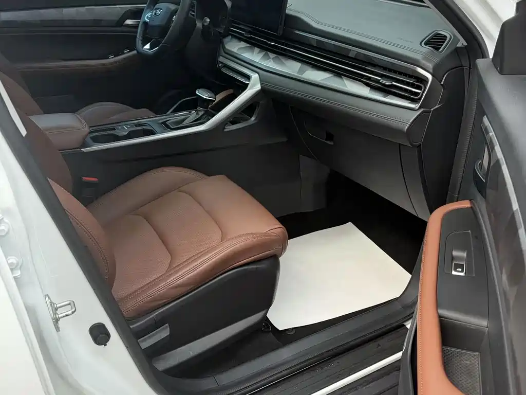 Geely Vision X6 — миниатюра 10