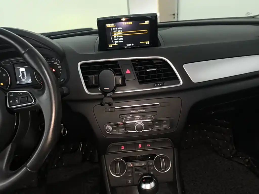 Audi Q3 — миниатюра 13