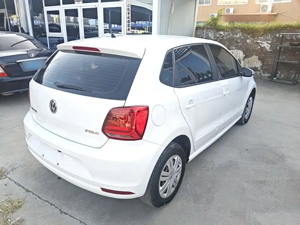 Volkswagen Polo — миниатюра 7