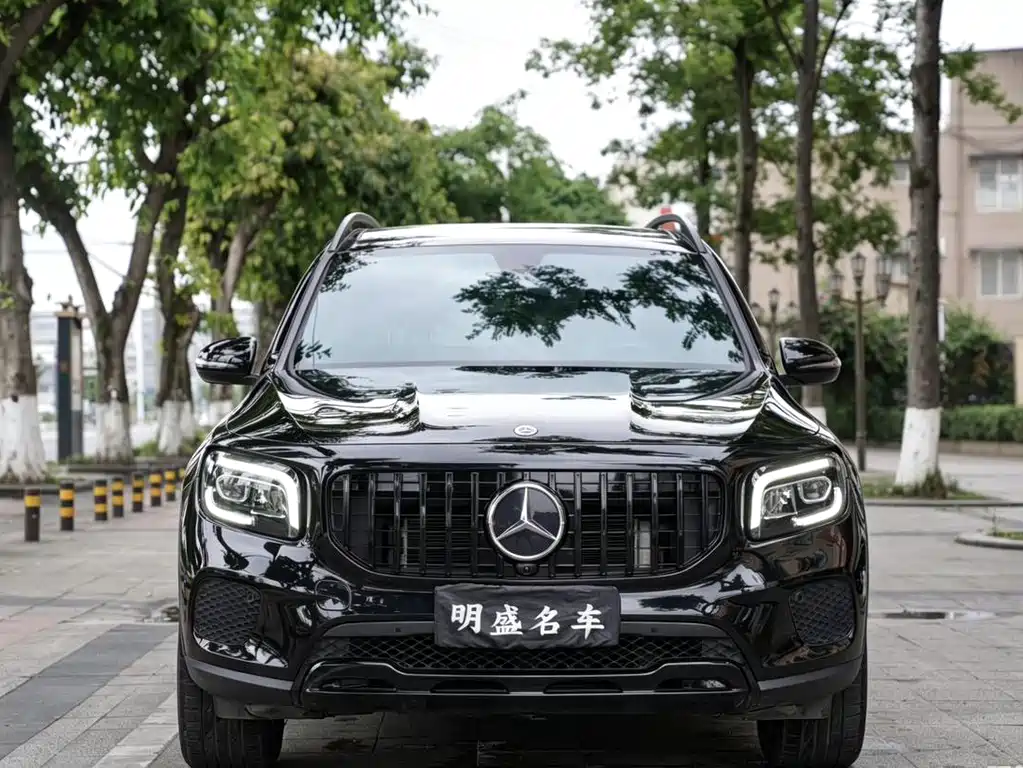 Mercedes-Benz GLB — миниатюра 2