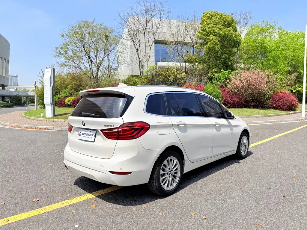 BMW 2 Series Gran Tourer — миниатюра 6
