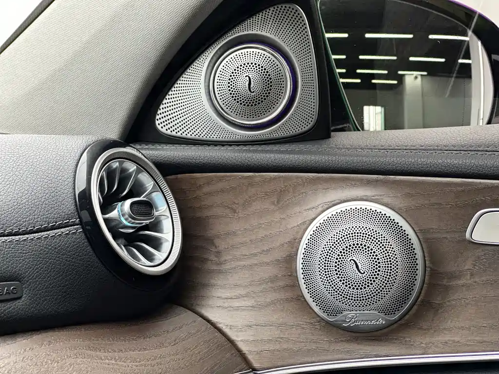 Mercedes-Benz E-Class New Energy — миниатюра 12