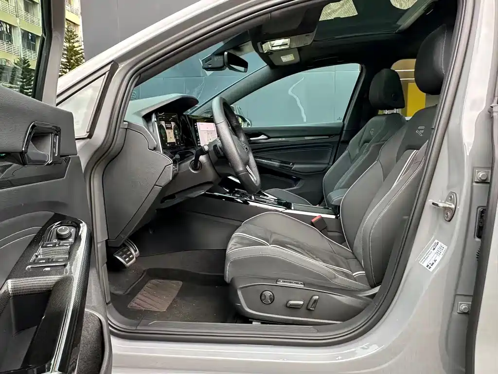 Volkswagen Golf — миниатюра 3