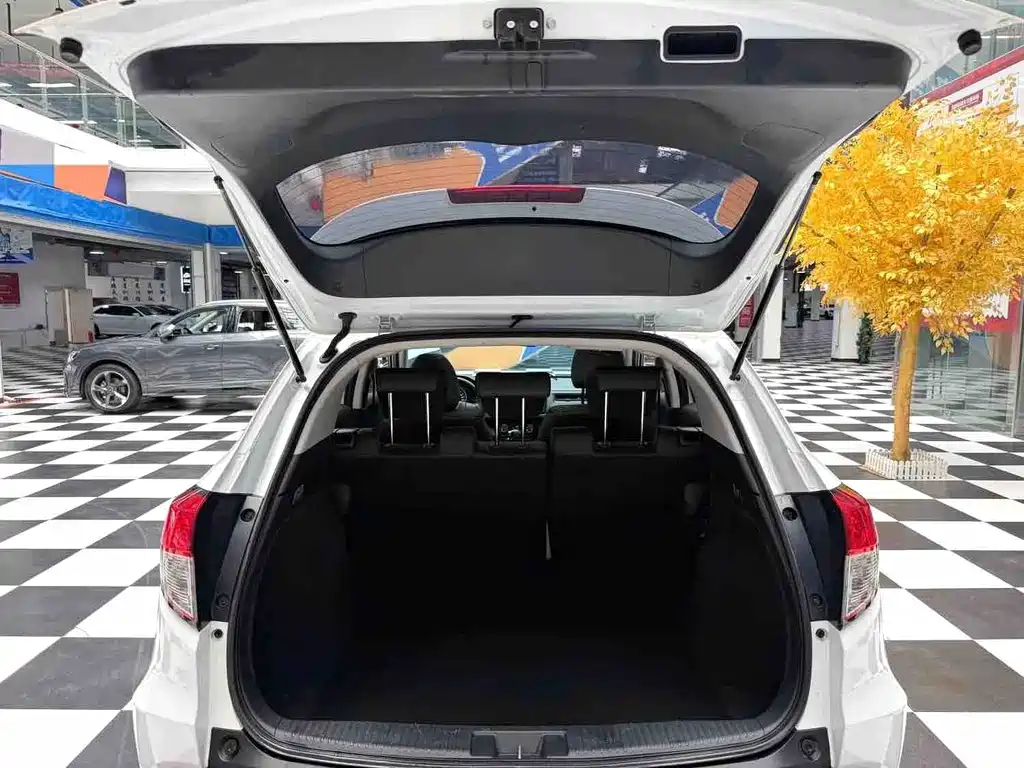 Honda Vezel — миниатюра 13