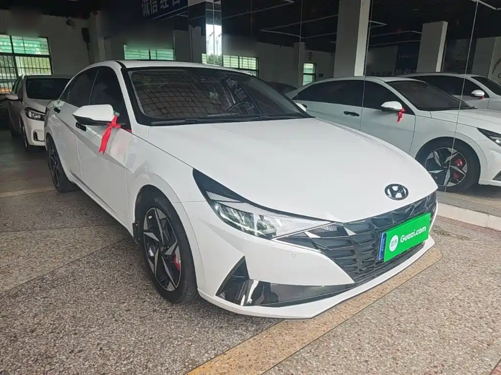 Hyundai Elantra — миниатюра 4