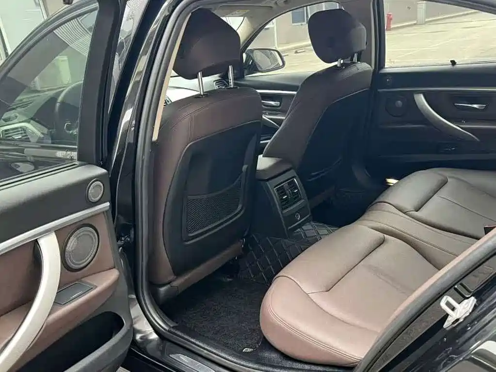 BMW 3 Series — миниатюра 5