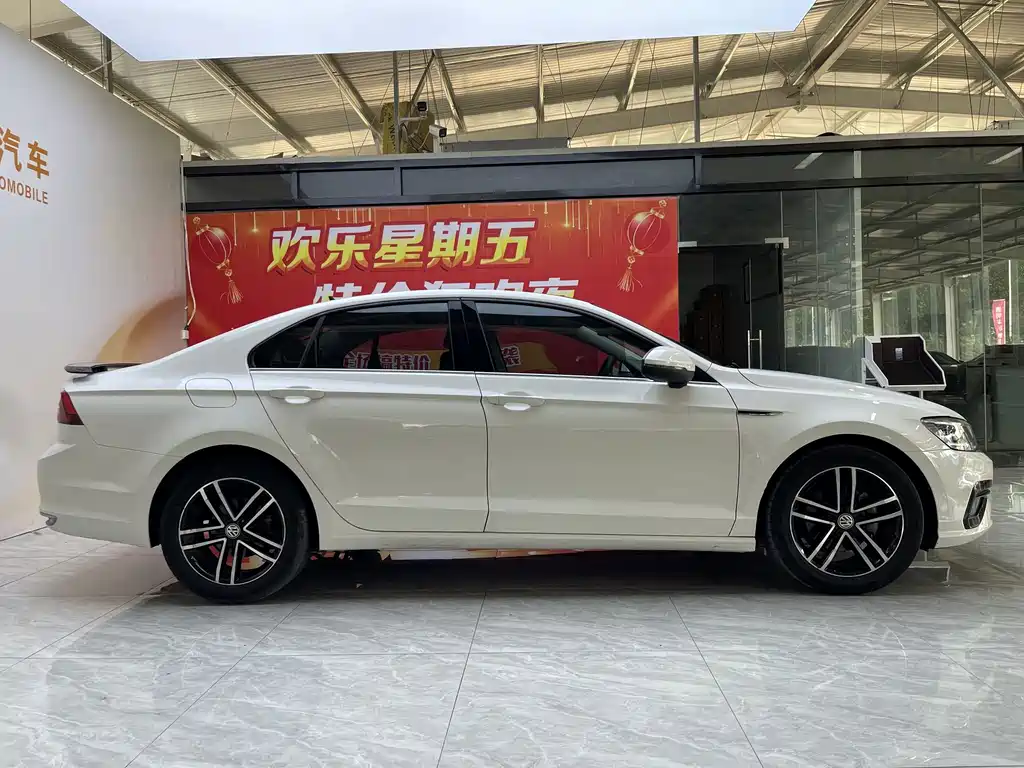 Volkswagen Lamando — миниатюра 5