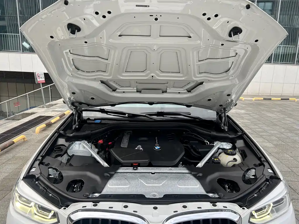 BMW X3 — миниатюра 15